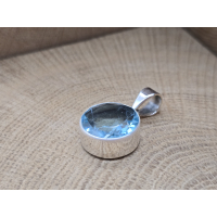 Echt zilveren hanger met topaas 